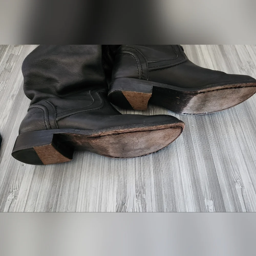 Frye pull on boots - Picture 5 of 6